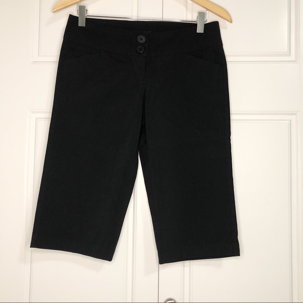 Seduction Black Women XS Strength Capris Pant